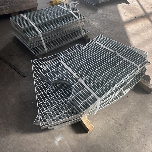 國內(nèi)鋼格板vs進(jìn)口產(chǎn)品，性價(jià)比差距大不大