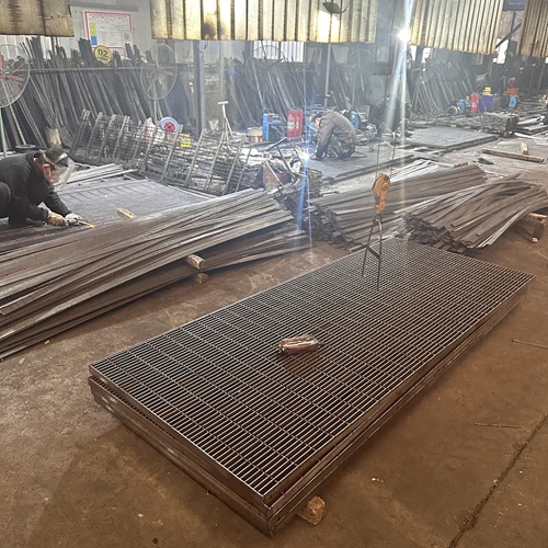 市政溝蓋板鋼格板用途及安裝施工規范
